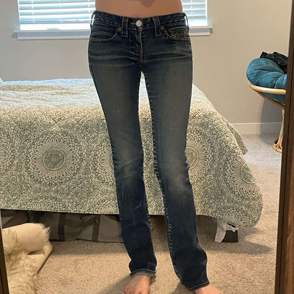 TRUE RELIGION denim jeans -- low rise -- size 26